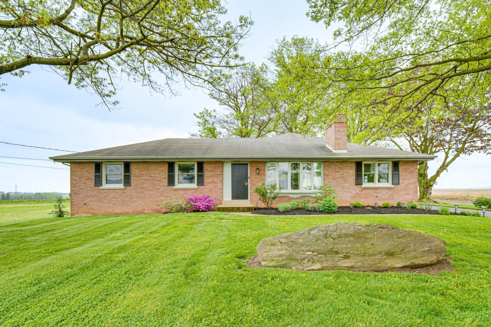 Villa Sunny Lancaster Gem, 4 Mi To Dutch Wonderland Exterior foto