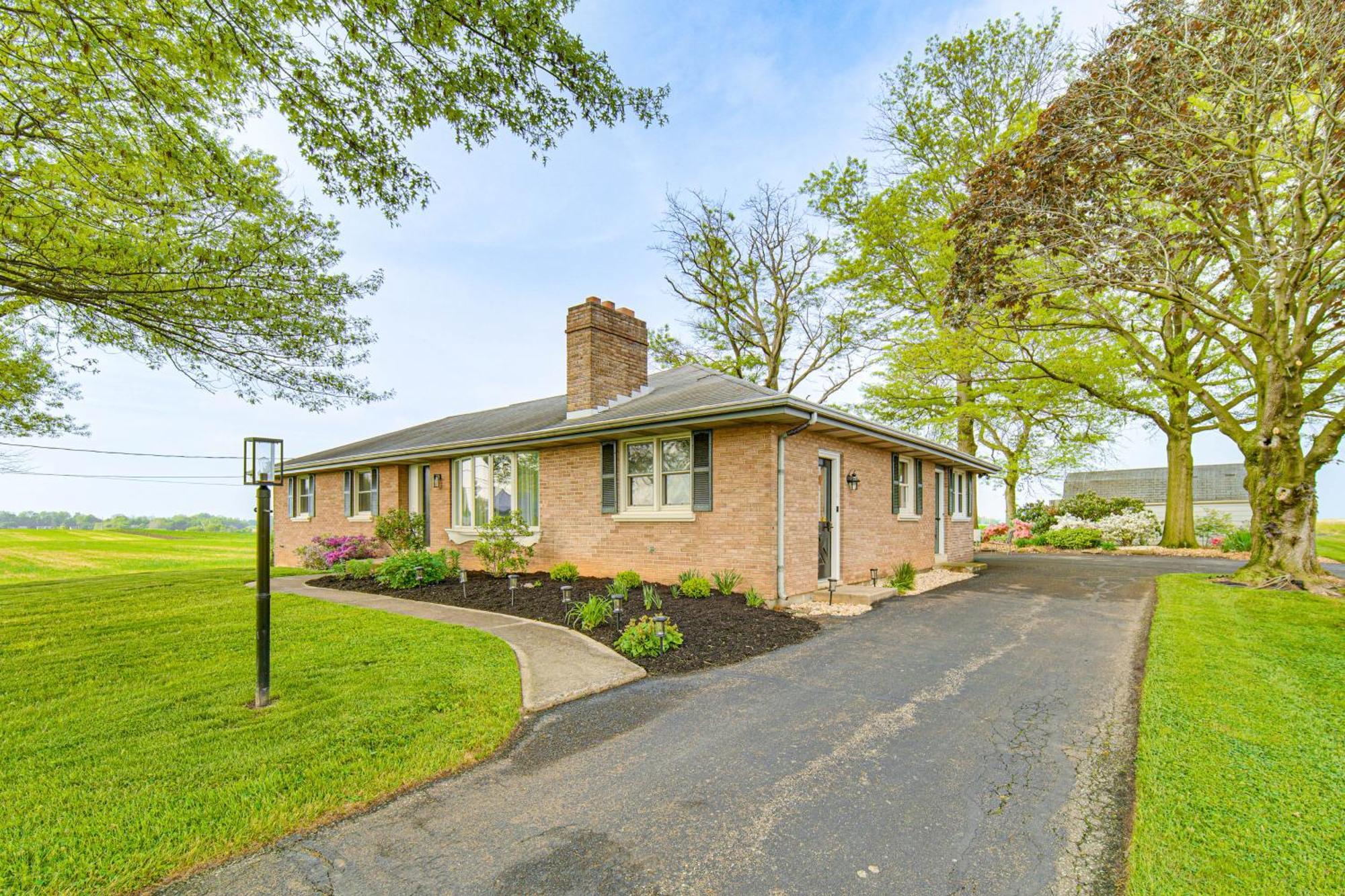 Villa Sunny Lancaster Gem, 4 Mi To Dutch Wonderland Exterior foto